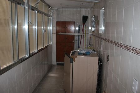 Apartamento à venda com 125m², 3 quartos e sem vagaLavanderia