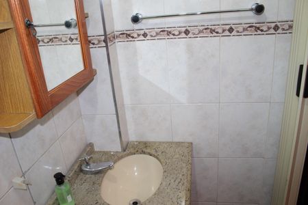 Apartamento à venda com 125m², 3 quartos e sem vagaBanheiro/Suite