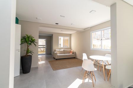 Apartamento para alugar com 35m², 2 quartos e sem vagaÁrea comum - Salão de festas