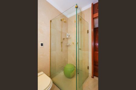 Apartamento para alugar com 520m², 3 quartos e 4 vagas Apartamento para alugar com 520m², 3 quartos e 4 vagasBanheiro da Suíte 3