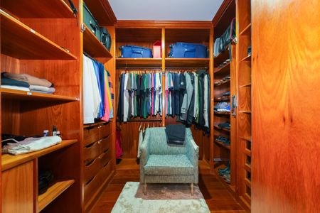 Apartamento para alugar com 520m², 3 quartos e 4 vagas Apartamento para alugar com 520m², 3 quartos e 4 vagasCloset da Suíte 1