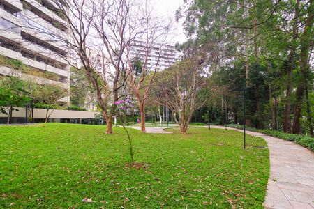 Apartamento para alugar com 520m², 3 quartos e 4 vagas Apartamento para alugar com 520m², 3 quartos e 4 vagasÁrea comum