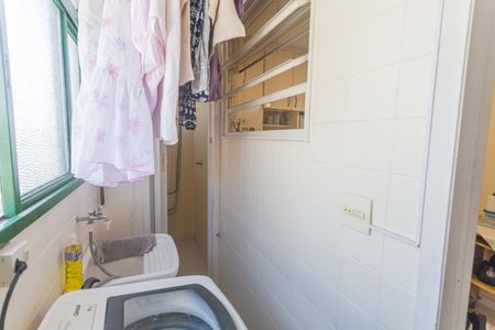 Apartamento à venda com 70m², 2 quartos e 1 vaga Apartamento à venda com 70m², 2 quartos e 1 vagaÁrea de Serviço