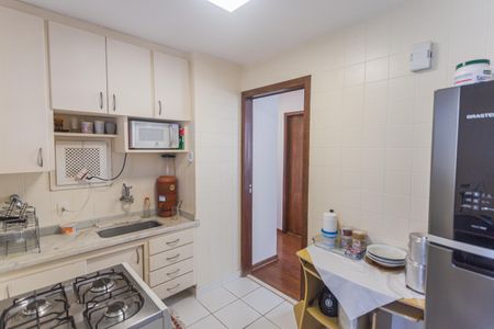 Apartamento à venda com 70m², 2 quartos e 1 vaga Apartamento à venda com 70m², 2 quartos e 1 vagaCozinha