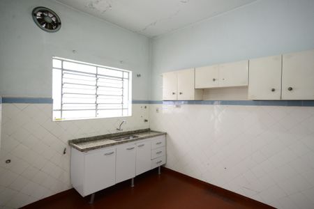 Casa à venda com 180m², 2 quartos e 1 vagaCozinha