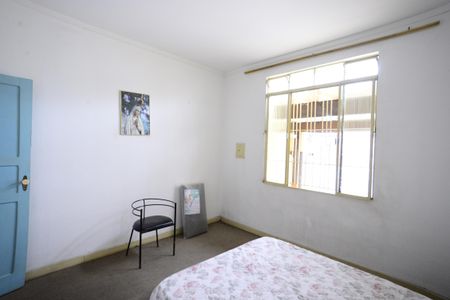 Casa à venda com 180m², 2 quartos e 1 vagaQuarto