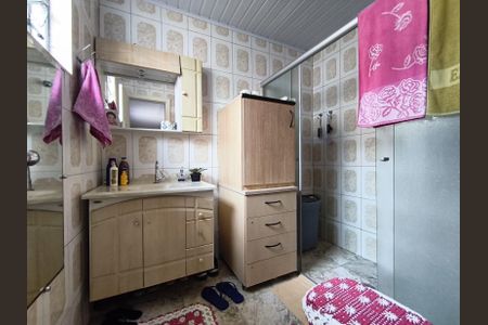 Casa à venda com 180m², 3 quartos e 2 vagas Casa à venda com 180m², 3 quartos e 2 vagasBanheiro da Suíte 1