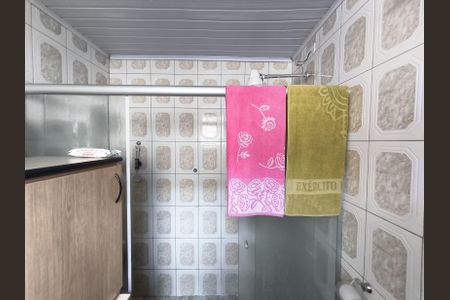 Casa à venda com 180m², 3 quartos e 2 vagas Casa à venda com 180m², 3 quartos e 2 vagasBanheiro da Suíte 1