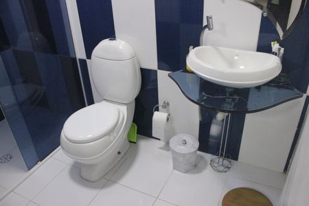 Casa para alugar com 213m², 3 quartos e 2 vagasBanheiro da Suíte 1