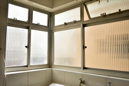 Apartamento à venda com 88m², 3 quartos e 1 vaga Apartamento à venda com 88m², 3 quartos e 1 vagaÁrea de Serviço