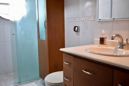Apartamento à venda com 88m², 3 quartos e 1 vaga Apartamento à venda com 88m², 3 quartos e 1 vagaBanheiro Social