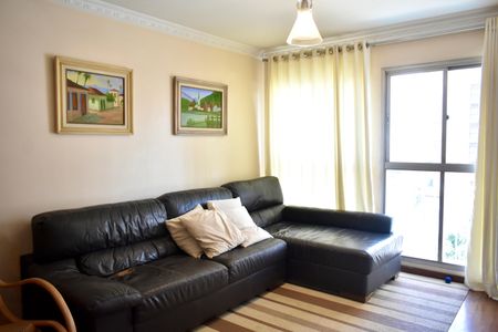 Apartamento à venda com 88m², 3 quartos e 1 vaga Apartamento à venda com 88m², 3 quartos e 1 vagaSala