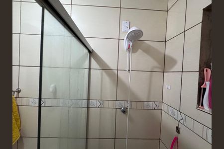 Casa para alugar com 160m², 3 quartos e 2 vagas Casa para alugar com 160m², 3 quartos e 2 vagasBanheiro Social 1