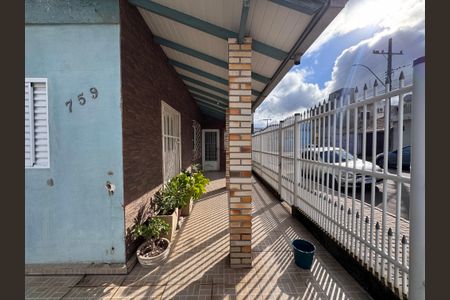 Casa para alugar com 160m², 3 quartos e 2 vagas Casa para alugar com 160m², 3 quartos e 2 vagasVaranda