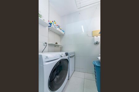 Apartamento à venda com 62m², 2 quartos e 1 vaga Apartamento à venda com 62m², 2 quartos e 1 vagaÁrea de Serviço