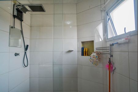 Casa à venda com 192m², 3 quartos e 5 vagas Casa à venda com 192m², 3 quartos e 5 vagasBanheiro/Suite