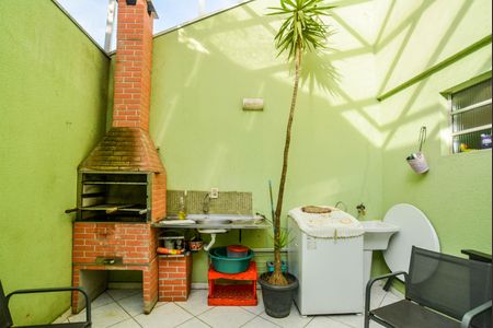 Casa à venda com 192m², 3 quartos e 5 vagas Casa à venda com 192m², 3 quartos e 5 vagasÁrea comum