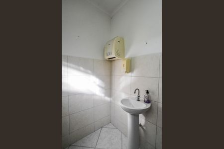 Casa à venda com 192m², 3 quartos e 5 vagas Casa à venda com 192m², 3 quartos e 5 vagasEdicula/Banheiro