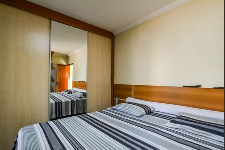 Casa à venda com 192m², 3 quartos e 5 vagas Casa à venda com 192m², 3 quartos e 5 vagasSuite