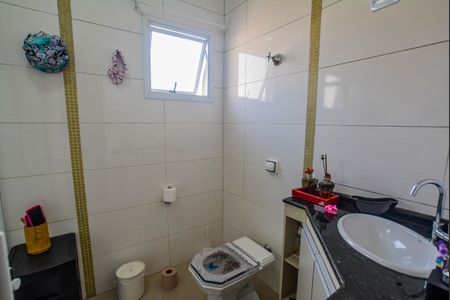 Casa à venda com 192m², 3 quartos e 5 vagas Casa à venda com 192m², 3 quartos e 5 vagasBanheiro/Suite
