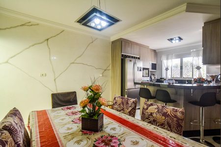 Casa à venda com 192m², 3 quartos e 5 vagas Casa à venda com 192m², 3 quartos e 5 vagasCozinha