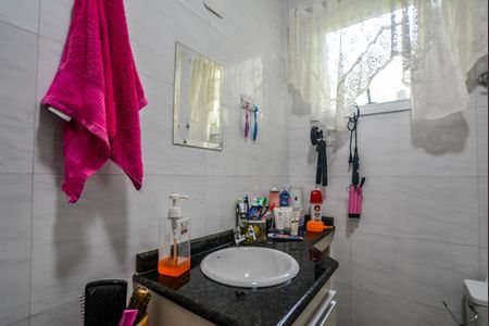 Casa à venda com 192m², 3 quartos e 5 vagas Casa à venda com 192m², 3 quartos e 5 vagasLavabo