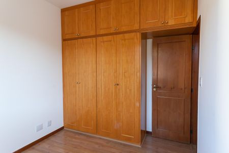 Apartamento à venda com 120m², 4 quartos e 2 vagas Apartamento à venda com 120m², 4 quartos e 2 vagasQuarto 3