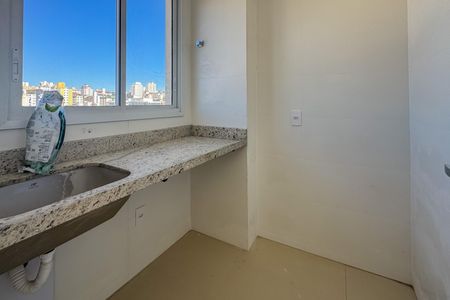 Apartamento à venda com 150m², 3 quartos e 2 vagas Apartamento à venda com 150m², 3 quartos e 2 vagasÁrea de Serviço