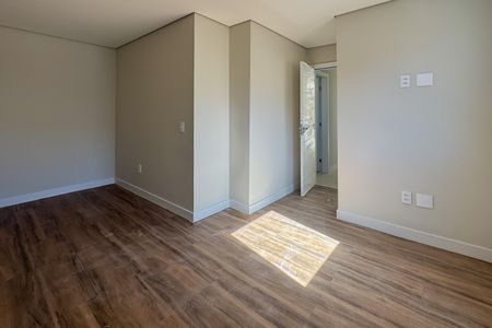 Apartamento à venda com 150m², 3 quartos e 2 vagas Apartamento à venda com 150m², 3 quartos e 2 vagasSuíte