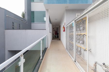 Apartamento à venda com 42m², 2 quartos e 1 vaga Apartamento à venda com 42m², 2 quartos e 1 vagaÁrea Comum - Entrada