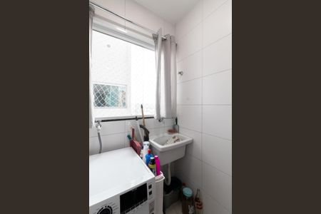 Apartamento à venda com 42m², 2 quartos e 1 vaga Apartamento à venda com 42m², 2 quartos e 1 vagaCozinha e Área de Serviço