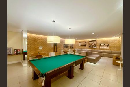 Apartamento à venda com 108m², 3 quartos e 2 vagas Apartamento à venda com 108m², 3 quartos e 2 vagasSalão de jogos
