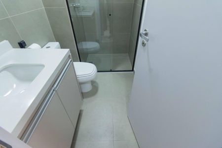 Studio à venda com 27m², 0 quarto e sem vaga Studio à venda com 27m², 0 quarto e sem vagaBanheiro Social