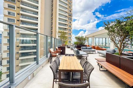 Studio à venda com 27m², 0 quarto e sem vaga Studio à venda com 27m², 0 quarto e sem vagaÁrea comum - Piscina