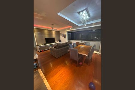 Apartamento à venda com 97m², 3 quartos e 2 vagasSala