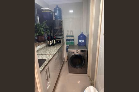 Apartamento à venda com 97m², 3 quartos e 2 vagasLavanderia