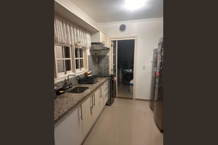 Apartamento à venda com 97m², 3 quartos e 2 vagasCozinha