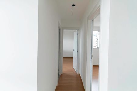 Apartamento à venda com 46m², 2 quartos e 1 vaga Apartamento à venda com 46m², 2 quartos e 1 vagaCorredor