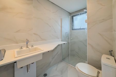 Apartamento à venda com 144m², 3 quartos e 2 vagas Apartamento à venda com 144m², 3 quartos e 2 vagasBanheiro da Suíte Master