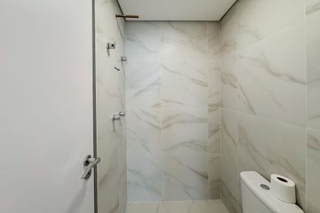 Apartamento à venda com 144m², 3 quartos e 2 vagas Apartamento à venda com 144m², 3 quartos e 2 vagasBanheiro de serviço