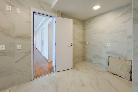 Apartamento à venda com 144m², 3 quartos e 2 vagas Apartamento à venda com 144m², 3 quartos e 2 vagasCozinha