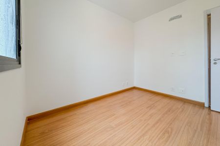 Apartamento à venda com 144m², 3 quartos e 2 vagas Apartamento à venda com 144m², 3 quartos e 2 vagasSuíte 1