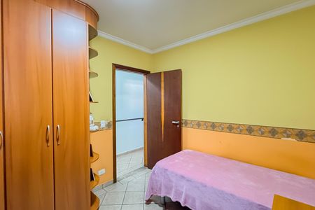 Casa à venda com 227m², 4 quartos e 4 vagas Casa à venda com 227m², 4 quartos e 4 vagasQuarto 1