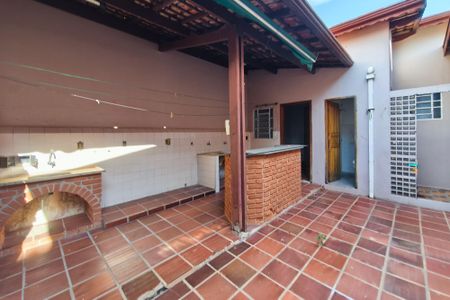 Casa à venda com 197m², 3 quartos e 1 vaga Casa à venda com 197m², 3 quartos e 1 vagaÁrea gourmet