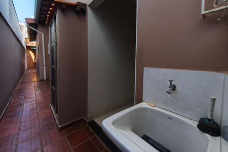 Casa à venda com 197m², 3 quartos e 1 vaga Casa à venda com 197m², 3 quartos e 1 vagaÁrea de Serviço