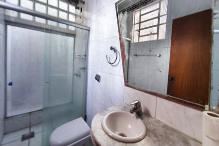 Casa à venda com 197m², 3 quartos e 1 vaga Casa à venda com 197m², 3 quartos e 1 vagaBanheiro Suíte 3