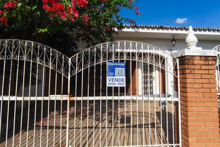 Casa à venda com 197m², 3 quartos e 1 vaga Casa à venda com 197m², 3 quartos e 1 vagaPlaca