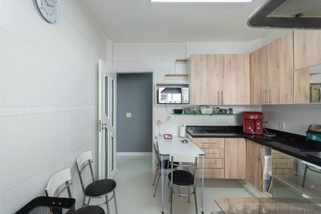 Apartamento à venda com 120m², 3 quartos e 1 vagaCozinha