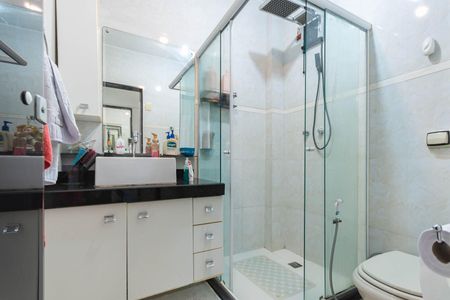 Apartamento à venda com 120m², 3 quartos e 1 vagaBanheiro Suíte 1