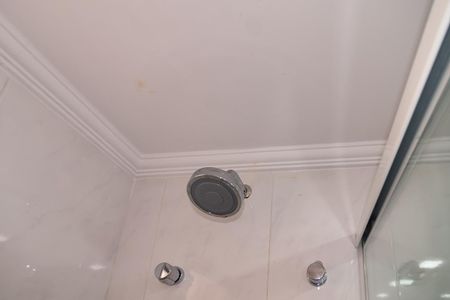 Apartamento à venda com 120m², 3 quartos e 2 vagas Apartamento à venda com 120m², 3 quartos e 2 vagasBanheiro